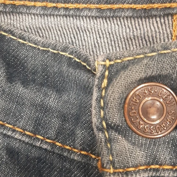 Levis 511 - Picture 5 of 8